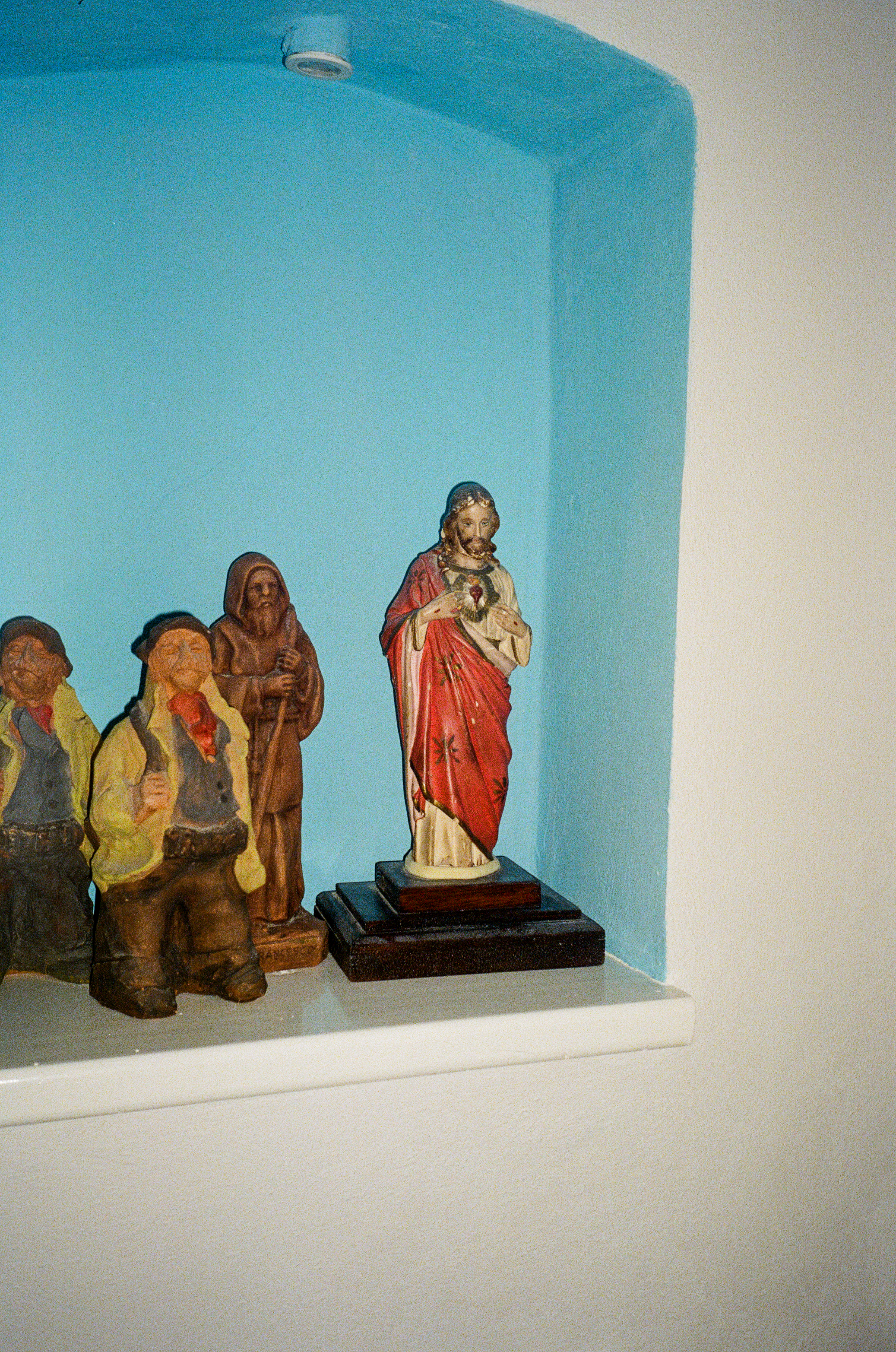 a photo of a nativity scene